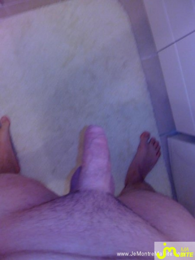 Photo de la bite de Tikikii