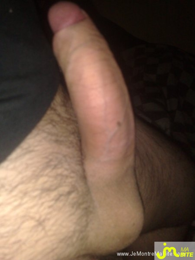 Photo de la bite de Astra