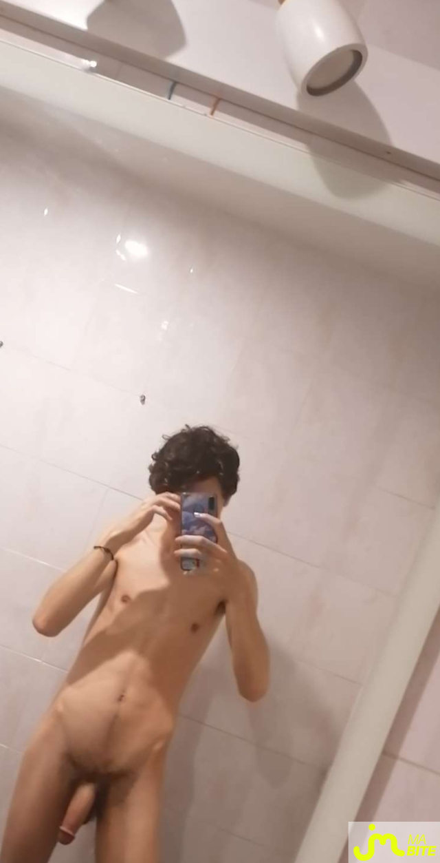 bites de kekkek_hot