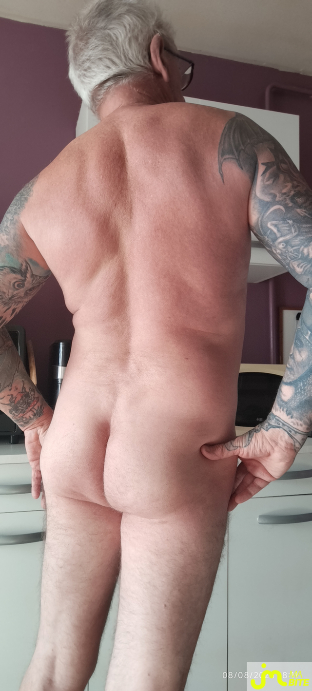bites de Amour 02100