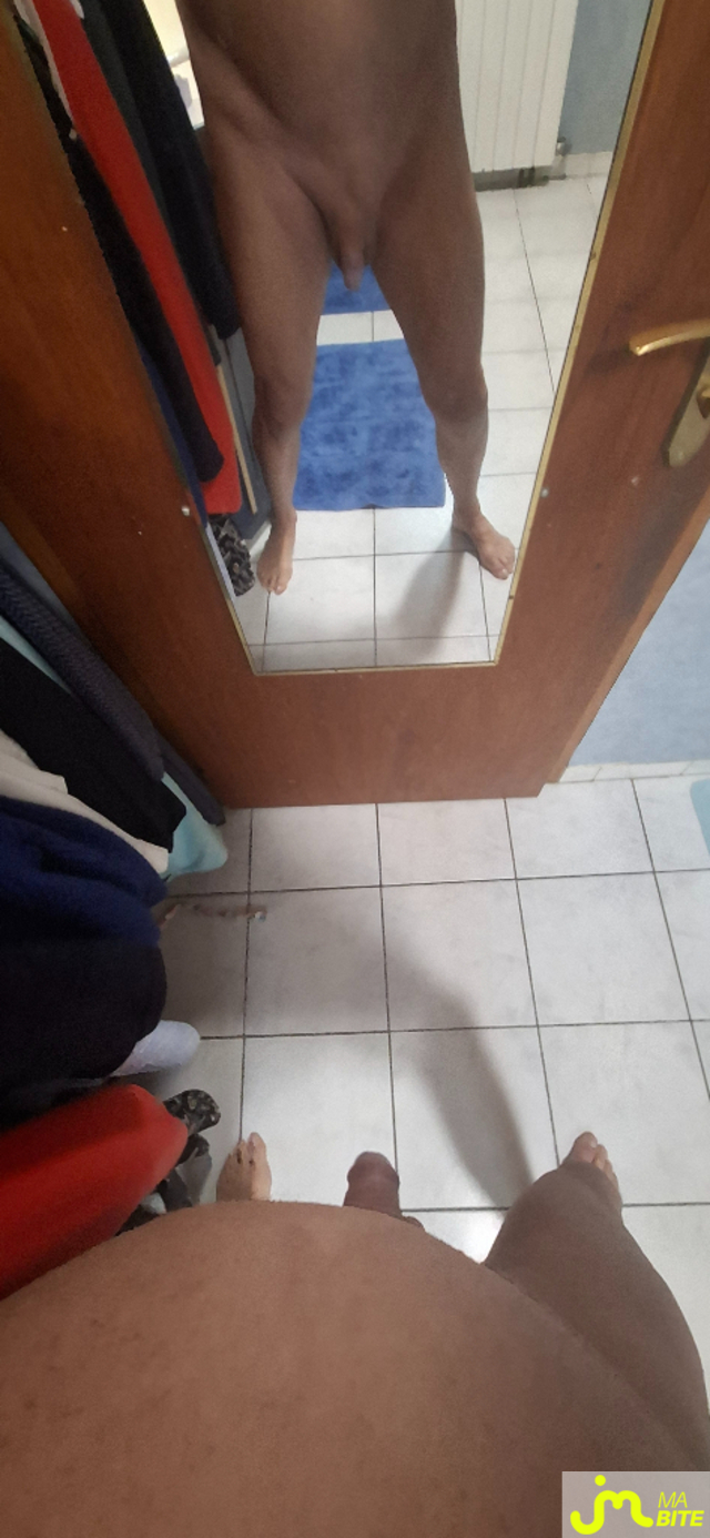 Photos de bites : Miroir, mon beau miroir...