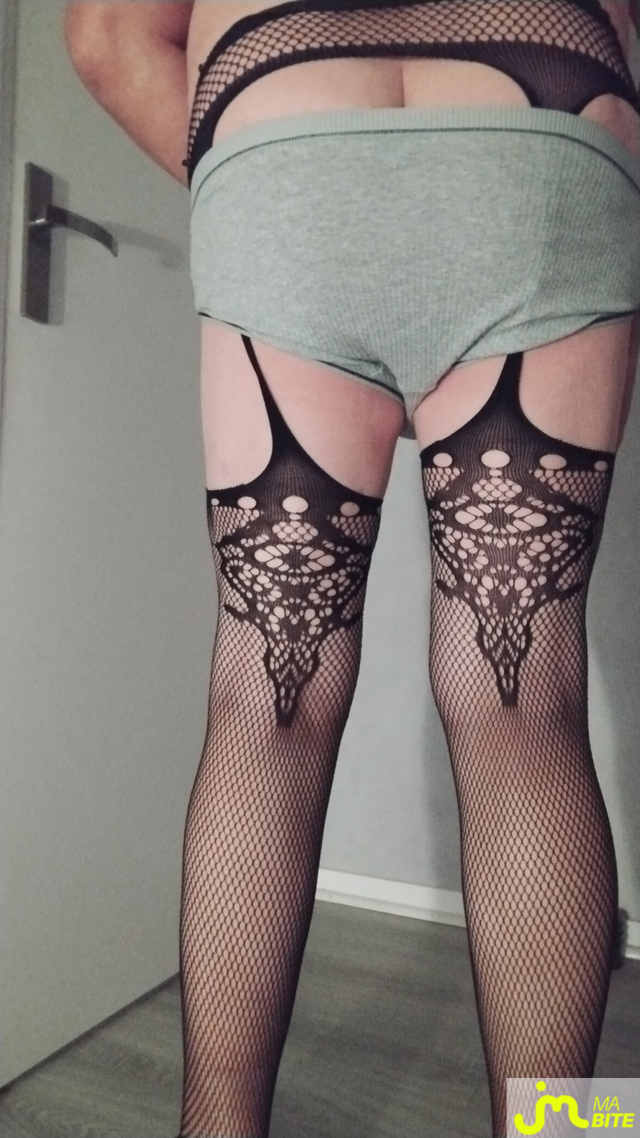 Photos de bites : Culotte grise et collants