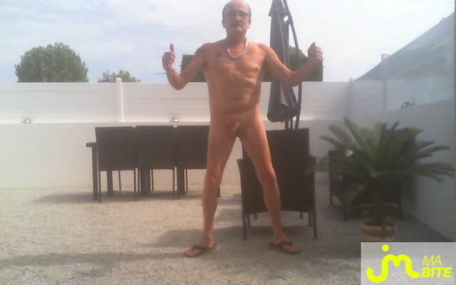 bites de juste moi nu