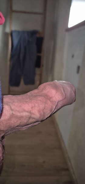 Photos de bites : 1 er essai petite bite 