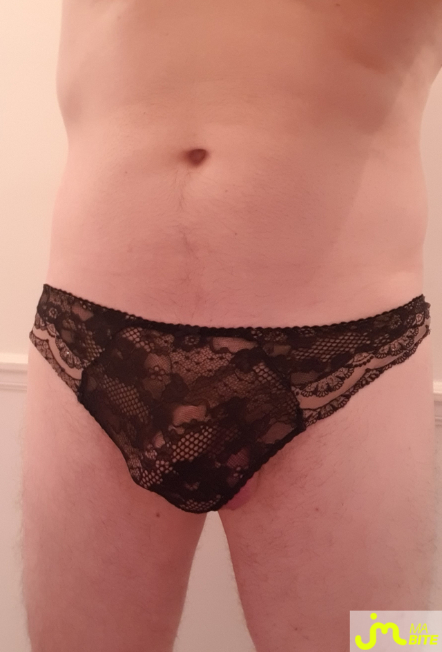 Photos de bites : Petite bite et fine dentelle