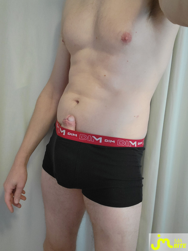 Photos de bites : Le rouge, le noir , puis la chair