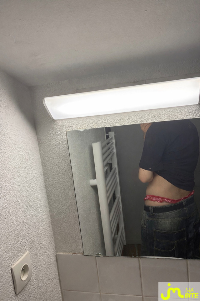 bites de GrizzLingerie31