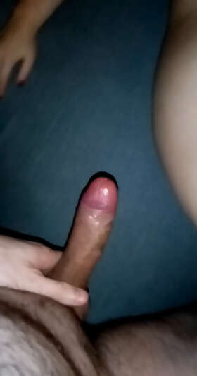 Photos de bites : M. Pi et les mains de Mme Lu