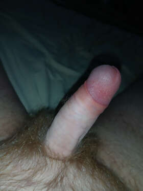 Photos de bites : Petit penis roux 