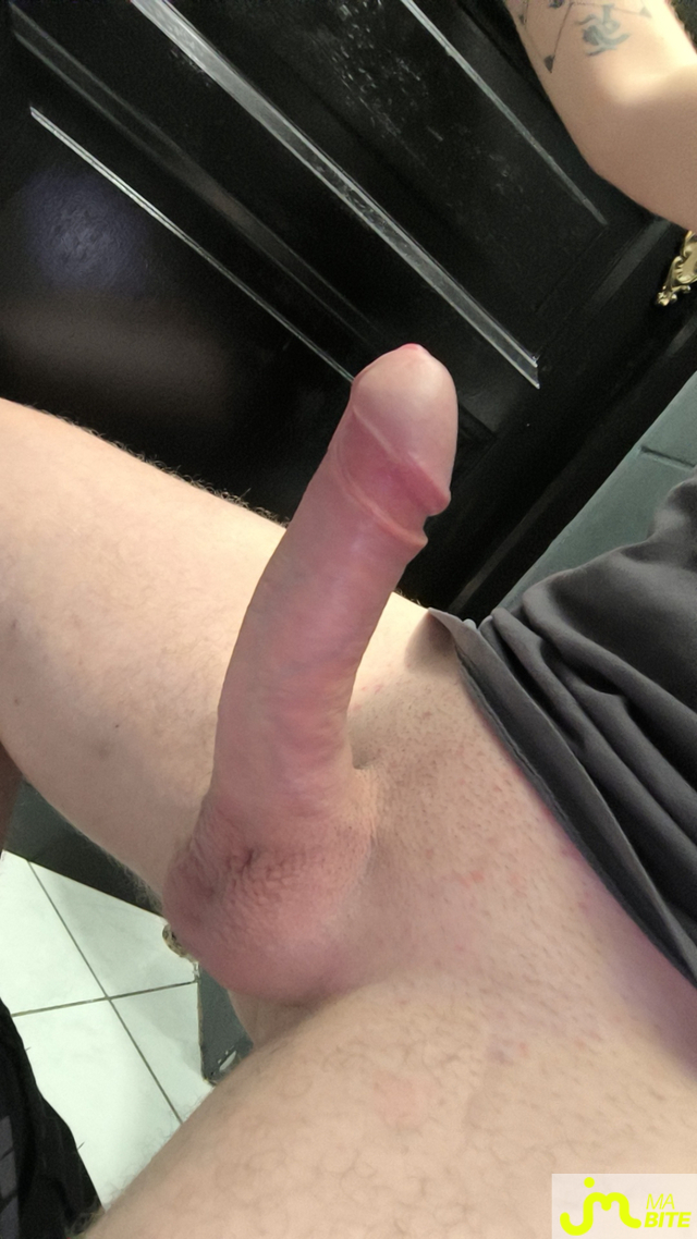 bites de Loveboobs59