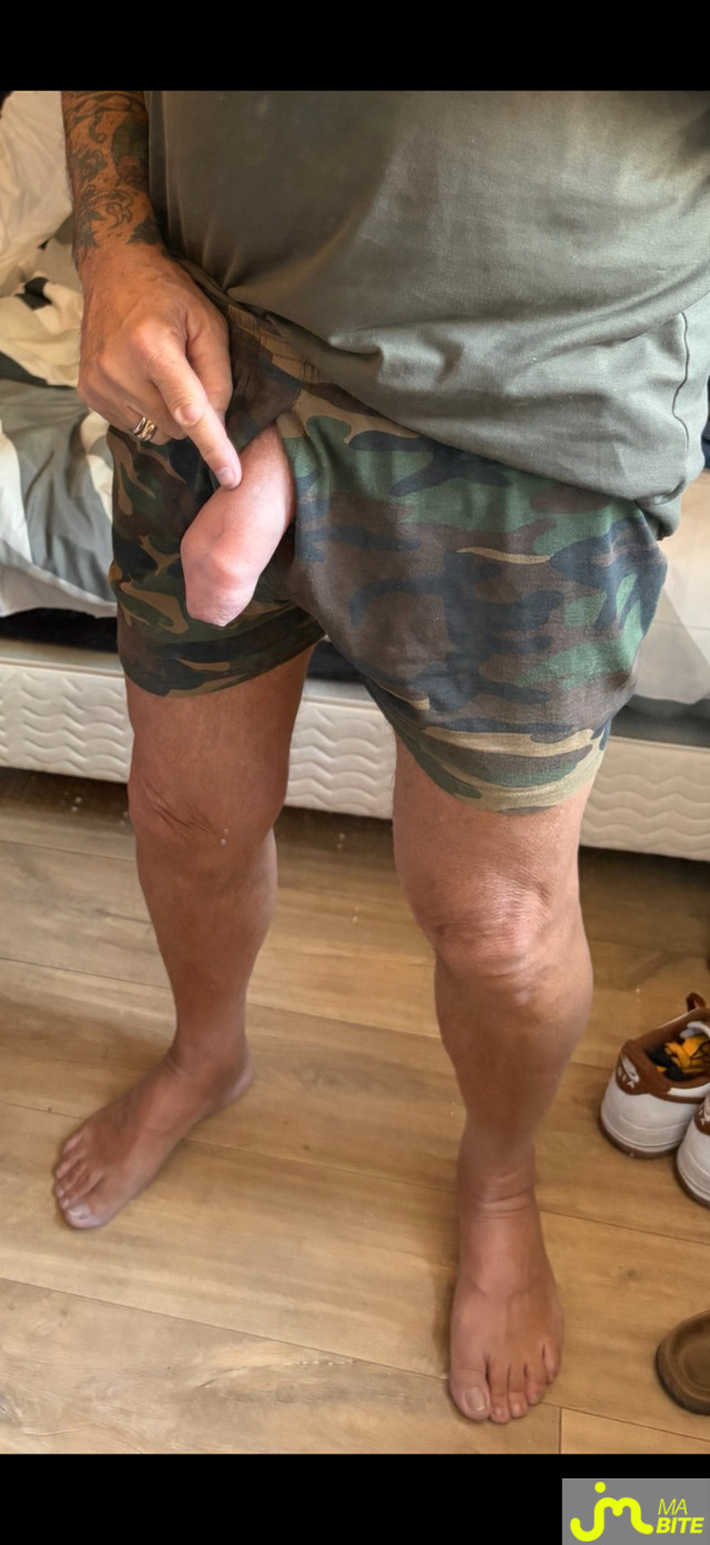 Photos de bites : Molle.. demi-molle.. et plus.. suite de l&rsquo;&eacute;pisode 4&hellip; 