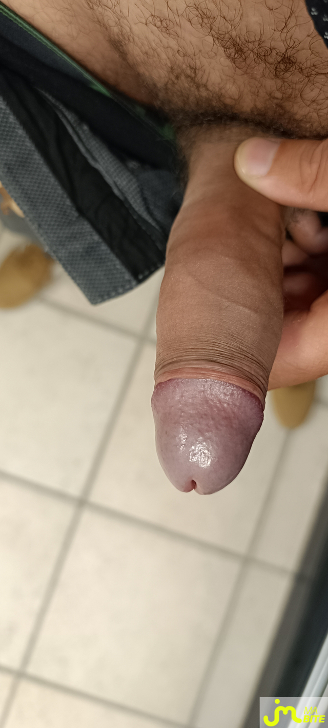 Photos de bites : P'tite d&eacute;dicace &agrave; une belle coquine du site...