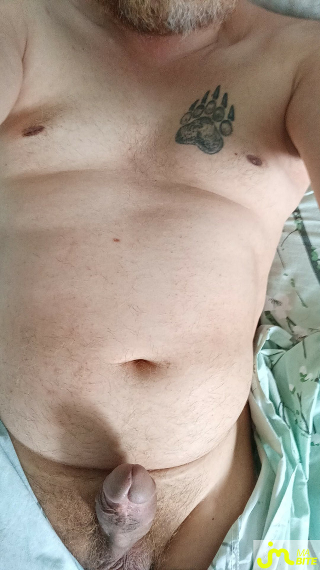 bites de Gaypolyamour42