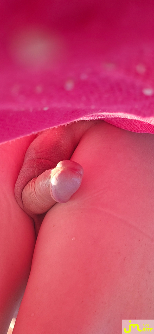 bites de naturiste83