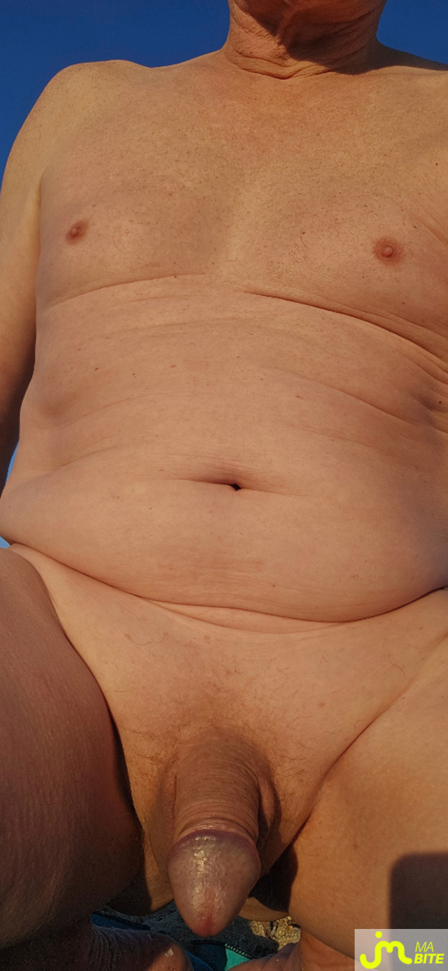 bites de naturiste83